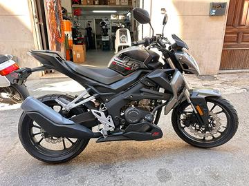 Um XTREET 125 15 cv potenza piena