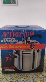 Pentola a pressione AETERNUM