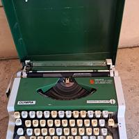 Macchina da scrivere Olympia Traveller de Lux S 