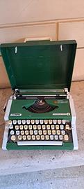 Macchina da scrivere Olympia Traveller de Lux S 