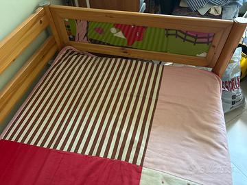 Letto in legno con materasso prezzo trattabile