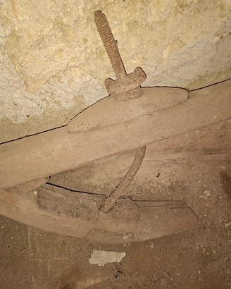 vomere antico in legno del 1900