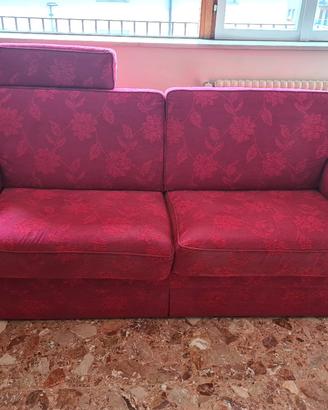 Divano tre posti e poltrona