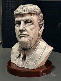 Busto Donald  Trump