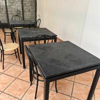 Tavolo e sedie Bar