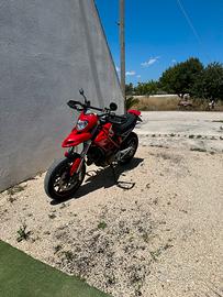 Ducati hypermotard 1100