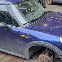 MINI ONE 2005 SOLO PER RICAMBI