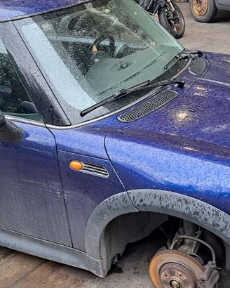 MINI ONE 2005 SOLO PER RICAMBI