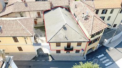 3 LOCALI A BESANA IN BRIANZA