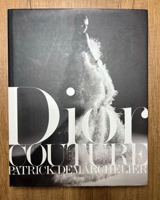 Table book Dior Couture