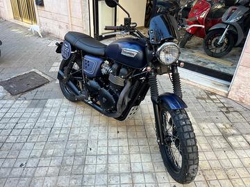 Triumph scrambler