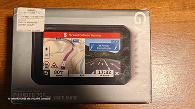 navigatore Garmin 785 con Dash camera