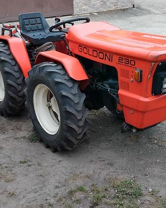Trattore goldoni  universal 
