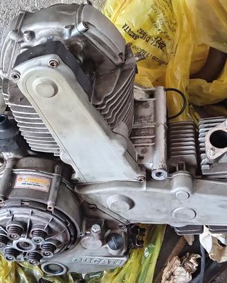 Motore ducati 900 ie