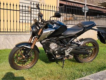 Honda CB 125 R
