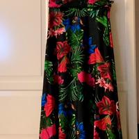 Vestito lungo nero fiori rossi modello Marylin