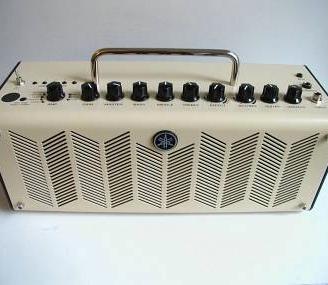amplificatore chitarra e multieffetto 