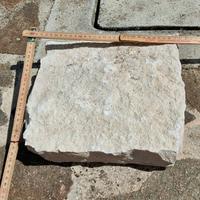 Pietra bianca per lavori e rifinuture da esterno