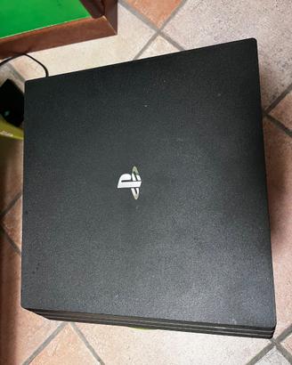 Ps4 pro +giochi e controller