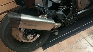 Scarico akrapovic svartpilen 701 Accessori Moto In vendita a Lecce
