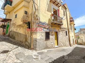 Casa Semindipendente - Corigliano-Rossano