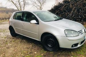 Golf 5. 2.0 TDI Sportline 140 cv