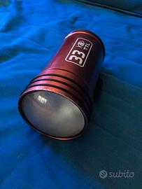 FLASH SUBACQUEO ISOTTA 33 TTL