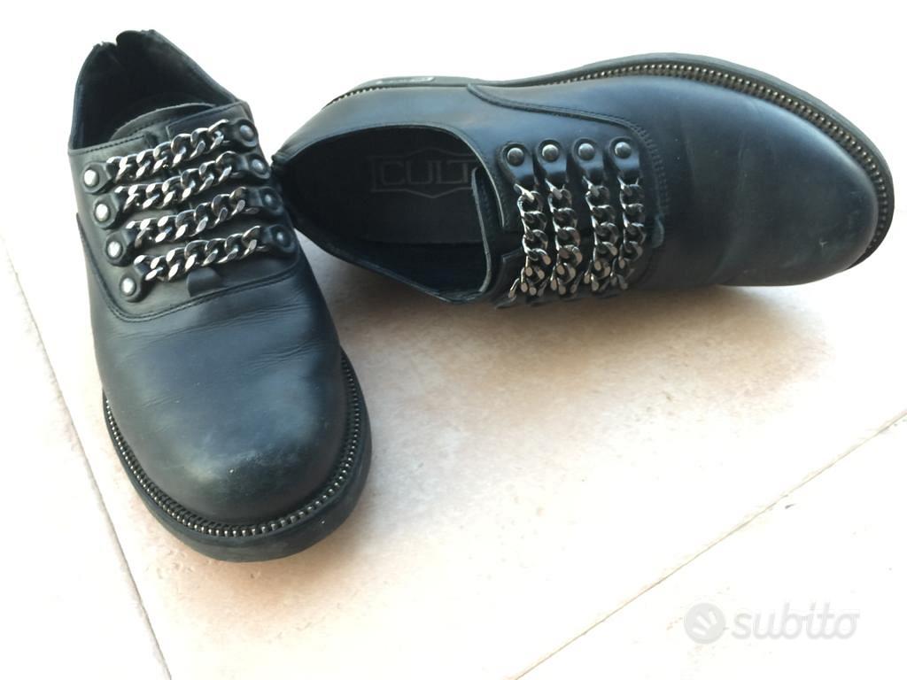 Scarpa donna cult nera in pelle 38 con catene Abbigliamento e Accessori In vendita a Bari