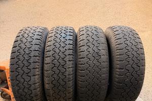 4 gomme 235 75 15