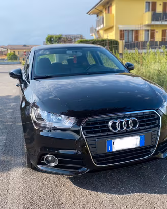 AUDI A1 1.6 TDI  ADATTA NEOPATENTATI