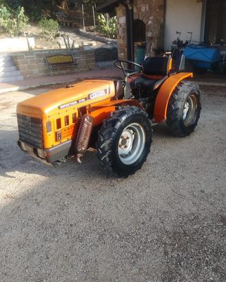 Trattore antonio carraro 3700 supertigre