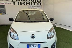 Renault Twingo 1.2 16V Dynamique 76CV 56KW