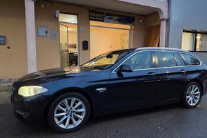 Bmw 530d X-Drive full-optional (Rara)