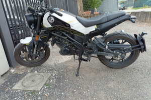 Benelli leoncino 125