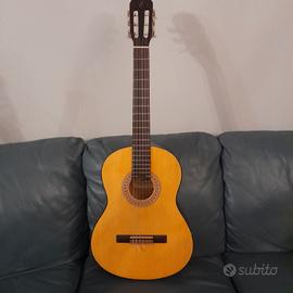 chitarra acustica