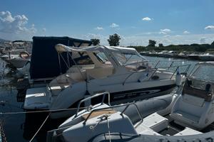 Mano' Marine Cabin 22.52