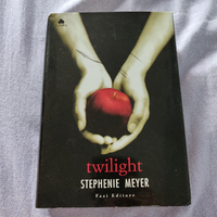 Stephenie Meyer - Twilight
