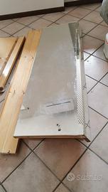 specchio su pannello in legno