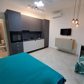 Appuntamento in villa Fontane Bianche