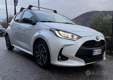 Toyota Yaris 1.5 Hybrid 5 porte Lounge