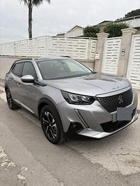 Peugeot e- 2008 FULL Elettric + colonnina