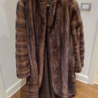 Visone a pelli intere