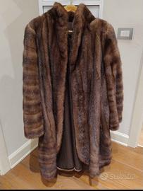 Visone a pelli intere