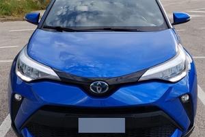 Toyota C-HR Hybrid tagliandi certificati Toyota