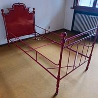 LETTO SINGOLO FERRO BATTUTO '800 rosso
