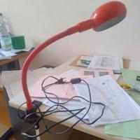 Lampada snodabile da tavolo