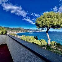 3 LOCALI A LAIGUEGLIA