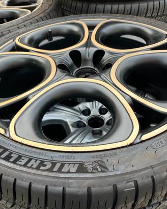 Cerchi Alfa Romeo Tonale Gomme Michelin 235 40 20