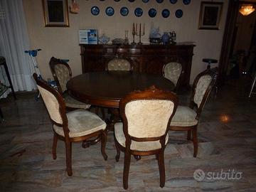 Tavolo rotondo in legno con 6 sedie in stile