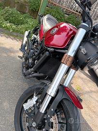 moto Benelli Leoncino 500